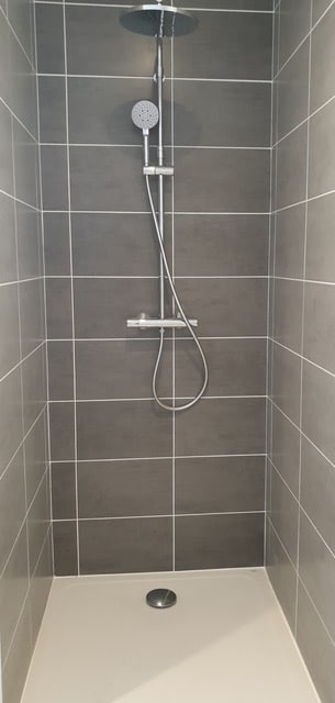 Italian-style shower