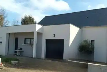 Haus in Plonéour-Lanvern